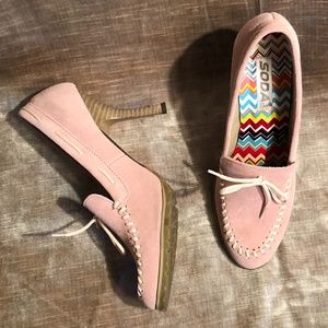 SODA Brand Soft Pink Suede Moccasin Stilettos